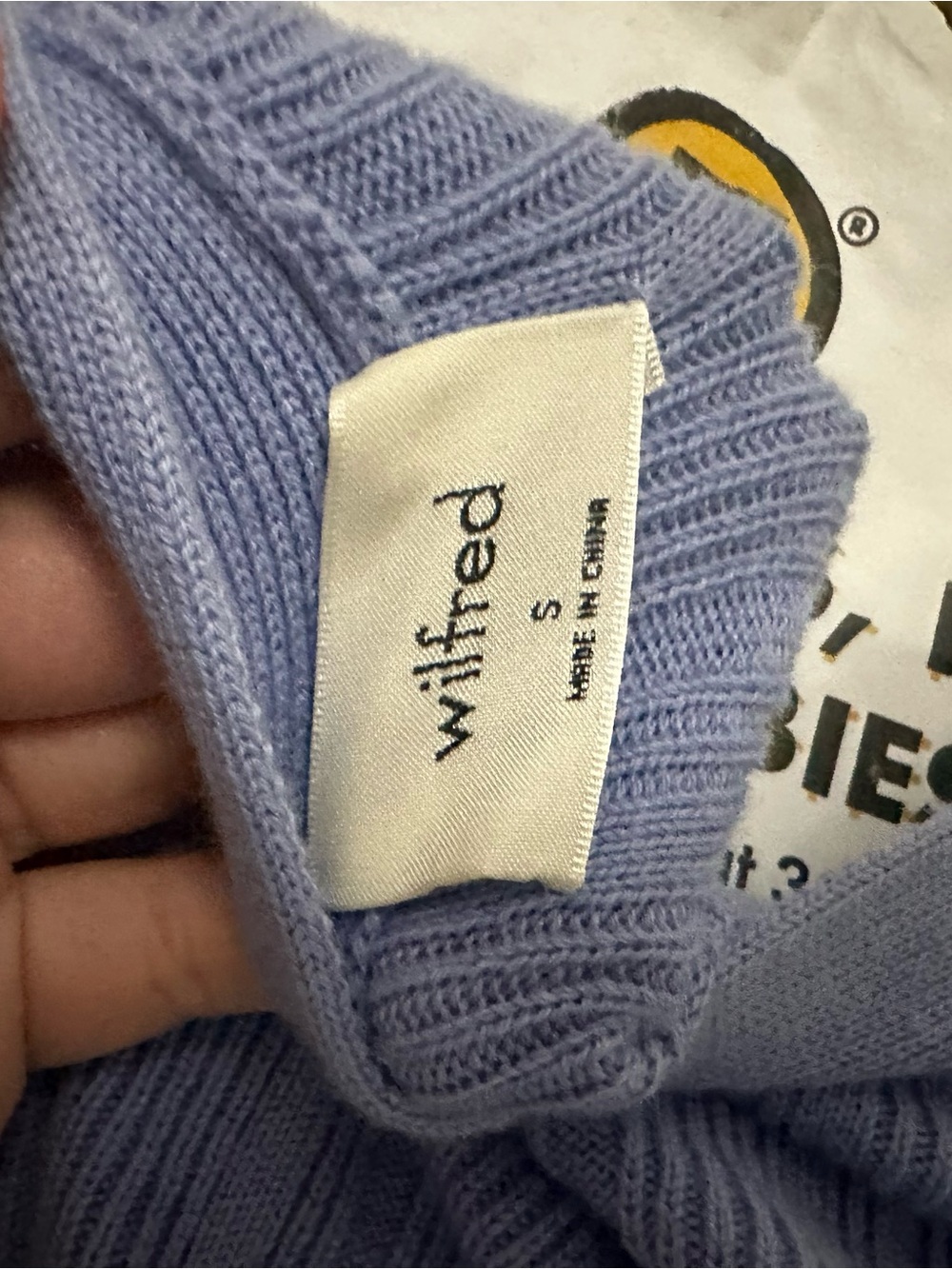 Wilfred Blue Cropped Ribbed V-Neck Cardigan - Picture 4 of 5